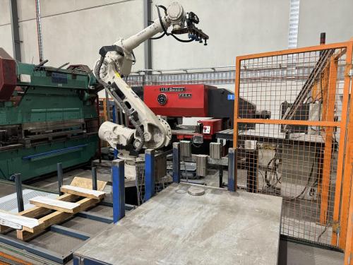 Amada Pega 344 - Robot Punch and Fold Cell